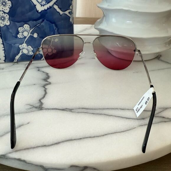 QUAY AUSTRALIA High Key Mini 60mm Aviator Sunglasses Silver Pink Revo - Picture 4 of 7